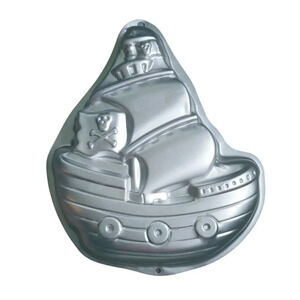 Wilton Pirate Ship  Aluminum Molded Cake Pan